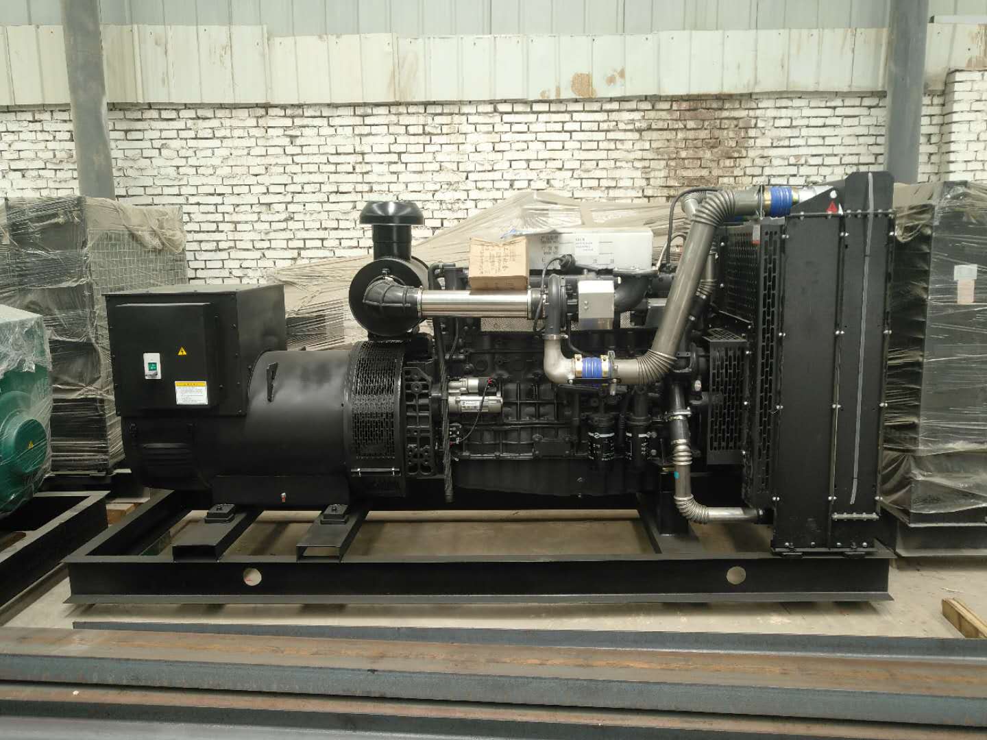 柴油(you)發電機(ji)的組成(cheng)